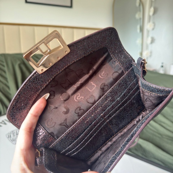 Marc By Marc Jacobs Metallic Shimmering Leather Bianca Jane On A Leash Crossbody - Picture 4 of 8